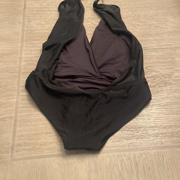 Black low cut low back halter one piece swimsuit - Picture 4 of 6